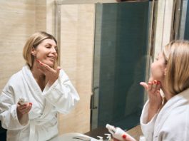 Skin Care Methods That Keep Your Skin Hydrated Smooth and Bright skin care